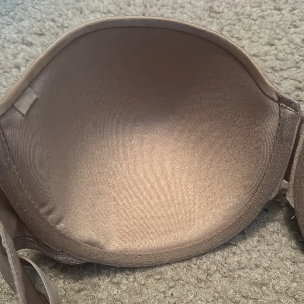 Self Expressions By Maidenform Strapless Bra Size 38D Color Nude - Picture 9 of 11